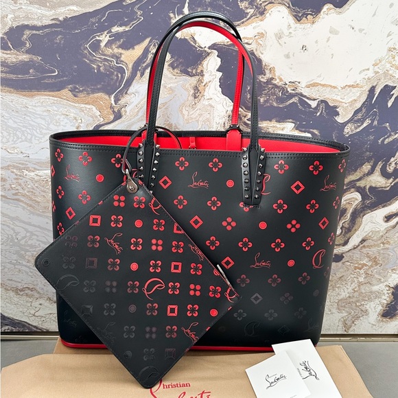 Sold! Christian Louboutin Degrade Loubinthesky East West Cabata Black Red Tote - Picture 2 of 11